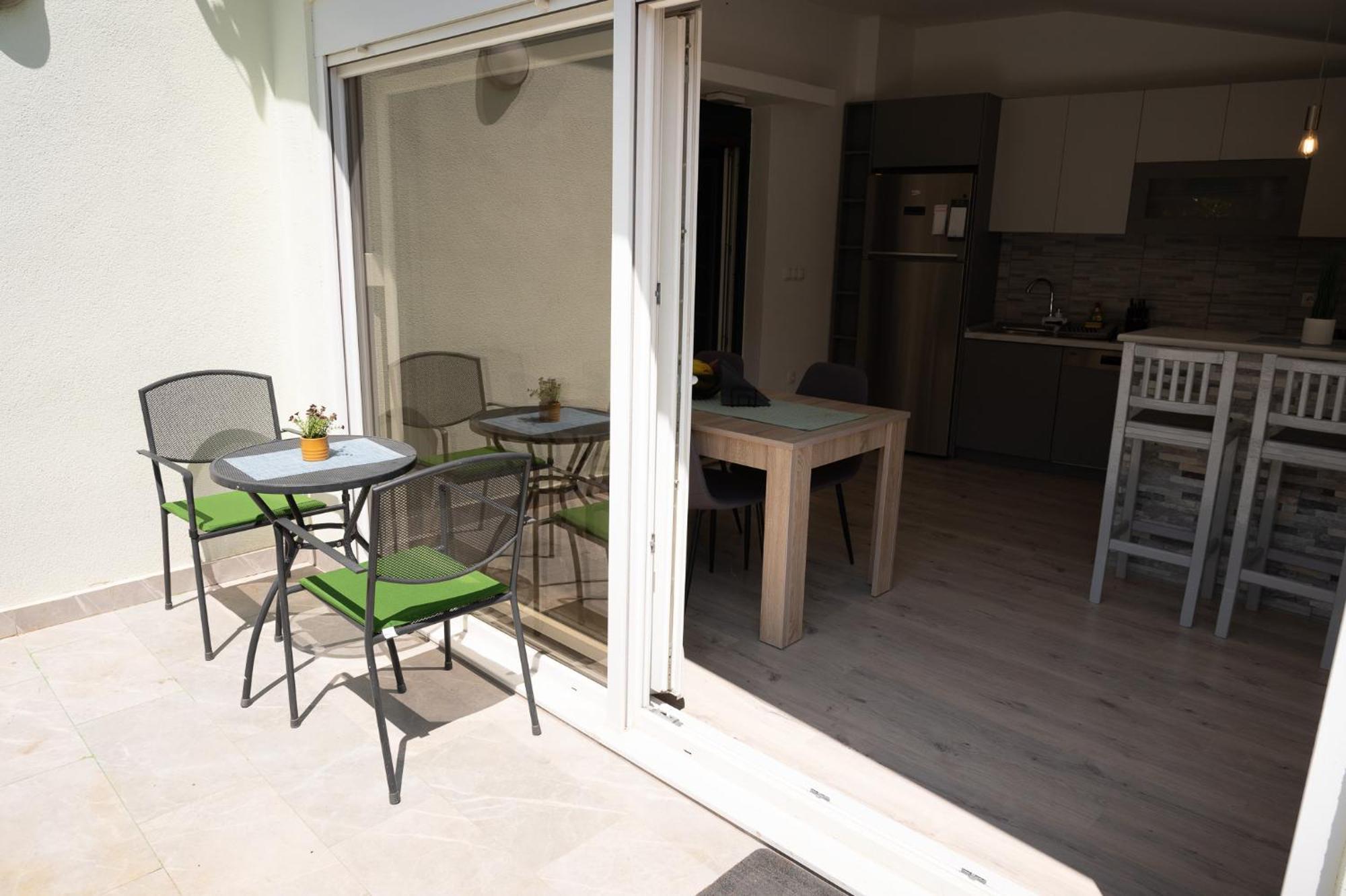 Ap Apartment Mostar Exterior photo